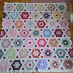 ハンドメイド パッチワーク キルトトップ 手縫い レトロ花柄 リバティ