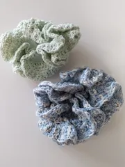 シュシュ　二個セット　ハンドメイド　水色