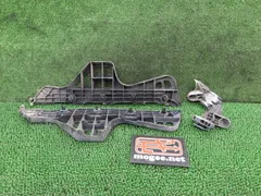 4FT4541 BFE3 トヨタ プリウスα ZVW41W 前期型 S リアバンパーリテーナー左右セット　52155-47010/52456-47010のサムネイル
