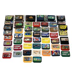 ファミコン　ソフトセット ファミコンソフトセット60本 まとめ売り - メルカリ