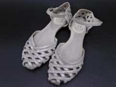 週末セール‼️【極美品✨️】卑弥呼 water massage ストラップサンダル 卑弥呼 water massage ストラップサンダル 黒 - メルカリ