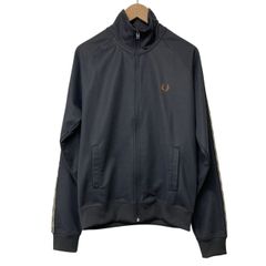 FRED PERRY ブルー ジップアップジャージ Fred Perry contrast taped track jacket in ice blue | ASOS