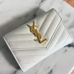 YVES SAINT LAURENT イヴ・サンローラン カサンドラ マトラッセ エンベロープ 財布