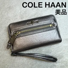 【美品】COLE HAAN コールハーン 折り財布 ラウンドファスナー レザー シルバー系のサムネイル
