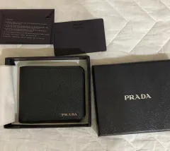 PRADA メンズ 財布
