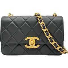 シャネル CHANEL CHANEL19 チェーンウエストバッグ ブラック　GDxSV金具 ラムスキン レディース ショルダーバッグ シャネル CHANEL CHANEL19 チェーンウエストバッグ ブラック GDxSV金具