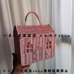 ペギー・V 自分を信じてる証拠がここにある！オードリーのようなBAG 