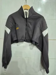 NIKE レディース ショートジャケット