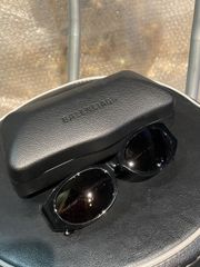 BALENCIAGA バレンシアガ ロゴサングラス ブラック 丸型 楕円箱付き 