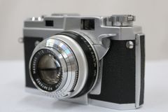KONICA Ⅲ HEXANON 48mm f2 美品 レンジファインダー 美品☆KONICA III HEXANON 48mm F2 レンジファインダー③ - メルカリ
