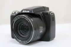 ニコン Nikon COOLPIX L610 1cmマクロで迫力接写 - メルカリ