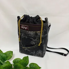 ハンドメイド デニムリメイク 巾着付きショルダーバッグ 斜め掛け スクエアバッグ 花柄デニム 合皮