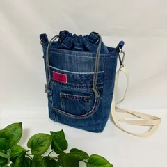 ハンドメイド デニムリメイク 巾着付きショルダーバッグ 斜め掛け スクエアバッグ