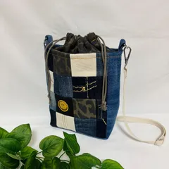 ハンドメイド デニムリメイク 巾着付きショルダーバッグ 斜め掛け スクエアバッグ パッチワーク ヒョウ柄