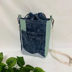 ハンドメイド デニムリメイク 巾着付きショルダーバッグ 斜め掛け スクエアバッグ グリーンデニム