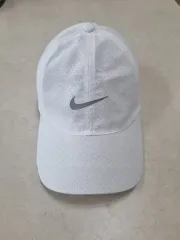 ナイキ 白 メッシュ ベースボールキャップ 帽子