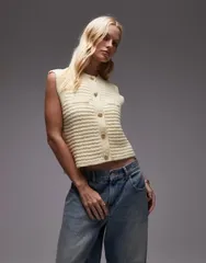 マンゴ レディース アウター カーディガン ベスト ニット Mango knit button through vest in buttermilk Buttermilkのサムネイル