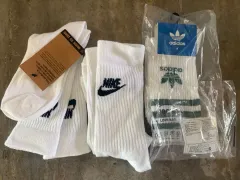 ナイキ アディダス 白 靴下 セット
