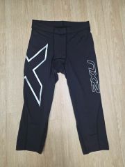 2xu ハーフタイツSサイズ アーム カーフセット - メルカリ