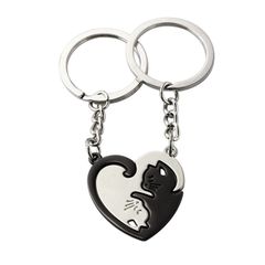 売れました　しっぽでハート❤ペアぷっくり猫キーホルダー 新品未使用 ❤︎猫のハート型ペアキーホルダー - メルカリ