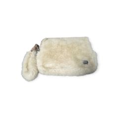期間SALE akris ホワイトファー付きクラッチバッグ - メルカリ