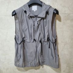 新品紙タグ付き】 VACHEMENTベスト - メルカリ