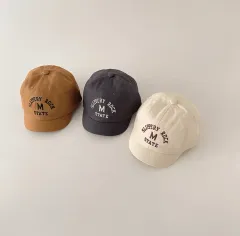 ユア(YOOA) キャップ M刺繍 ショートキャップ 帽子 ベージュCOLORのサムネイル