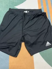 adidas ハーフパンツ