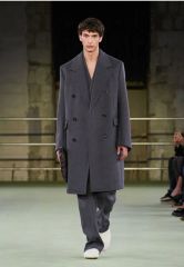 新品未使用 Saint Laurent 23aw スーパーロングコート ブラック - メルカリ