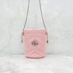 GUCCI グッチ GGマーモント ピンク 巾着 ショルダーバッグ チェーン
