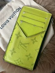 美品 LOUIS VUITTON タイガラマフラグメントケース ジョーヌ - メルカリ