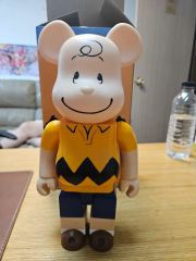 チャーリー・ブラウン フィギュア 150体限定品 - メルカリ