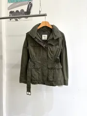 ABERCROMBIE & FITCH ジャケットのサムネイル