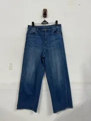 (25) ユニクロ レディース ワイド デニムパンツ