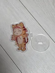 呪術廻戦 虎杖 アクリル