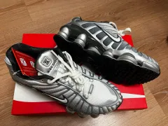 ナイキ ショックス TL メタリック シルバー ウルフ グレー
