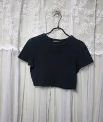 ZARA ザラ ブラック クロップド半袖 Tシャツ