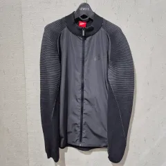 ナイキ ブラック ウィンドランナー ジャケット