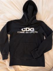 COMME des GARCONS CDGフーディ ブラック IO-T001 - メルカリ