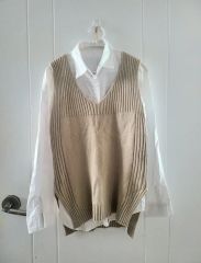 新品タグ付☆BEIGE.☆ツートンカラー ジレ ベスト ベージュ×黒 サイズ4 