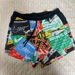 新品 デニムダンガリー ミッキーコラボショートパンツ02サイズ - メルカリ