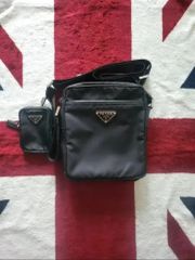美品 PRADA プラダシンボルトップステッチレザーバックミディアム 