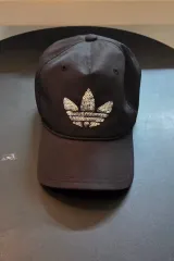 未使用 adidas アディダス ロゴ レディース ボールキャップ S サイズ 一般的なレディースサイズですが
