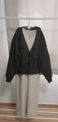 VネックONE PIECE + カーディガン set