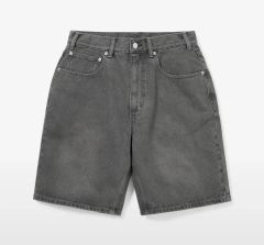 タグ付き美品 COLORFAST DENIM WIDE CHEF SHORTS - メルカリ