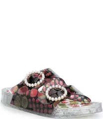 ベッツィジョンソン レディース シューズ パンプス プリント サンダル Betsey Johnson Landin Fruit Print Jelly Footbed Sandals BlackMulのサムネイル