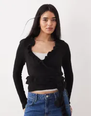マンゴ レディース アウター カーディガン Vネック Mango vneck cardigan with frill detailing in charcoal チャコールのサムネイル
