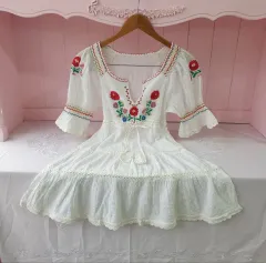 フラワー刺繍コットンONE PIECE