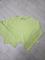 Acne Studios アクネストゥディオズ ライム色 長袖 Tシャツのサムネイル