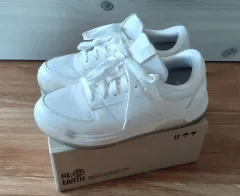 H&M 白 スニーカー 260
